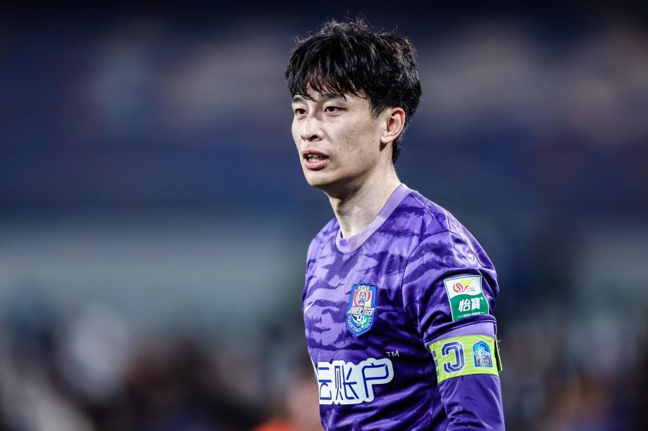 中超-基莱斯世界波陈泽仕建功 泰山2-1逆转津门虎