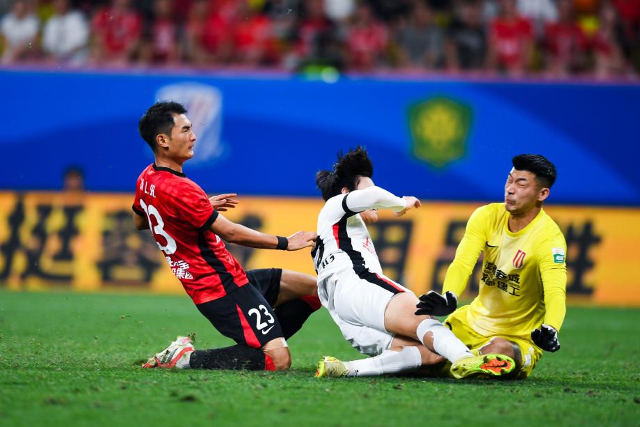 李新翔单刀制胜 海港客场1-0送蓉城联赛首败