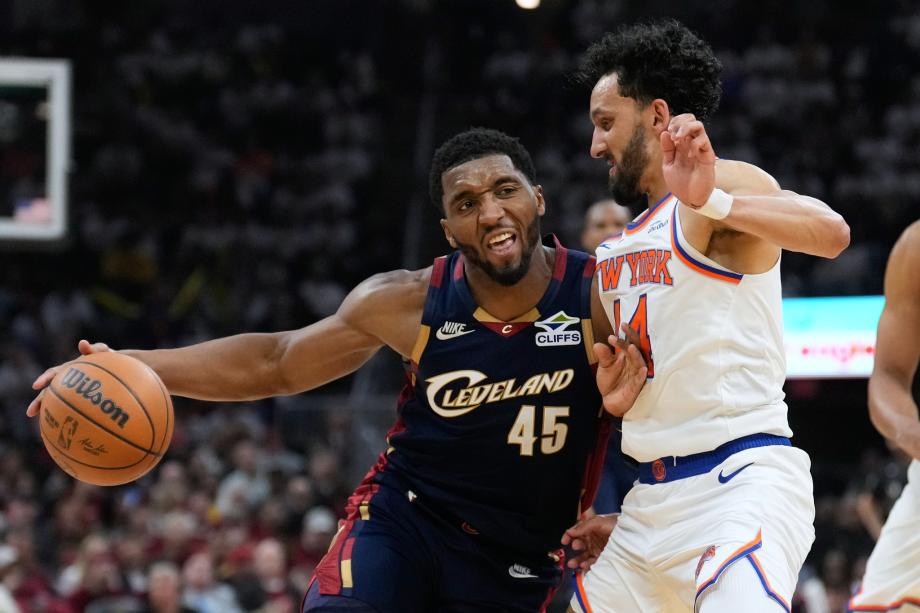 NBA-布伦森30+6 尼克斯3-0骑士夺赛点