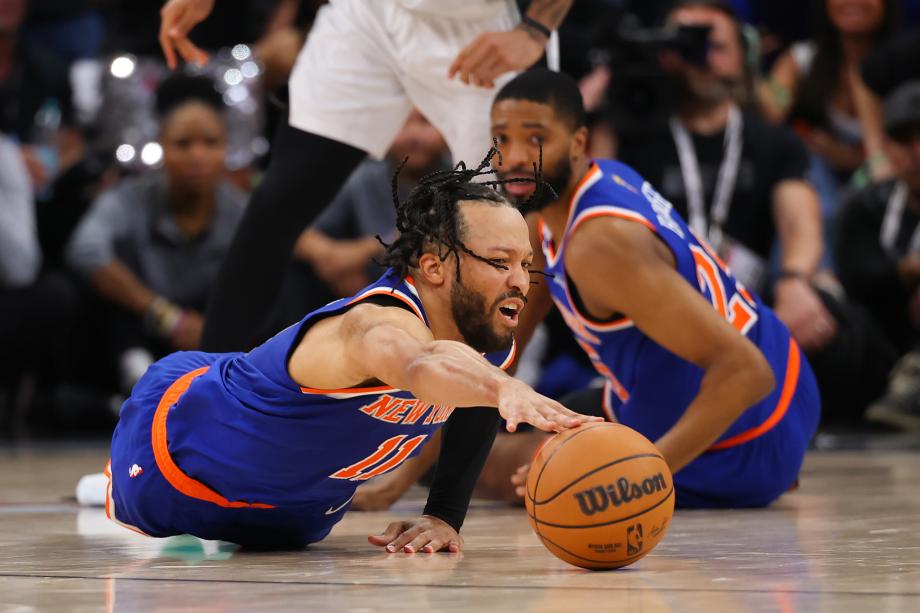 NBA总决赛：尼克斯胜马刺 总比分4-1夺得总冠军