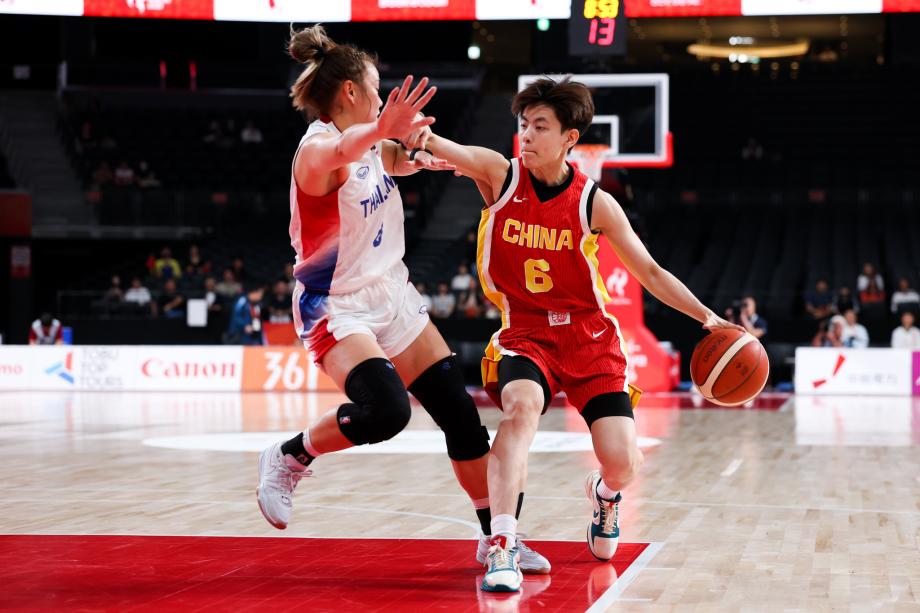 中国女篮111-46大胜泰国女篮，迎来小组赛开门红
