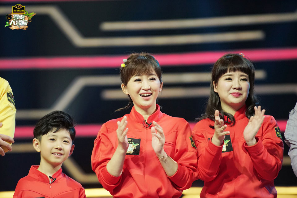 红果果_中央电视台主持人_央视网(cctv.com)