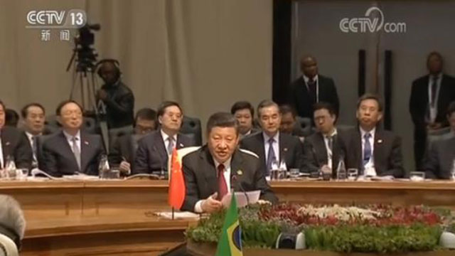 习近平出席金砖国家领导人第十次会晤并发表重要讲话 强调金砖国家要深化战略伙伴关系 让第二个“金色十年”的美好愿景变为现实