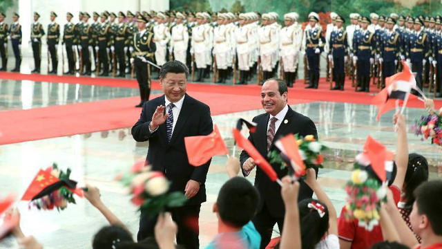 习近平举行仪式欢迎埃及总统访华