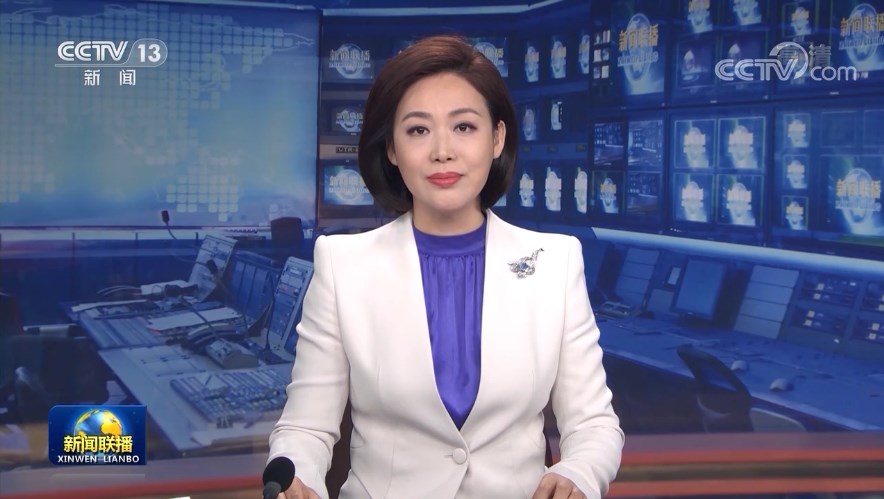 李克强同阿尔及利亚总理通电话