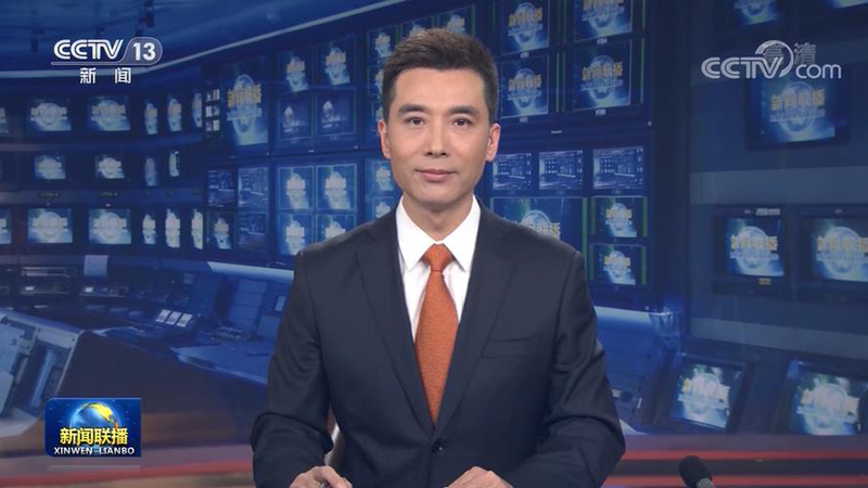 习近平同白俄罗斯总统通电话