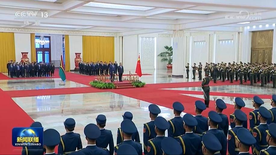李强举行仪式欢迎瓦努阿图总理访华