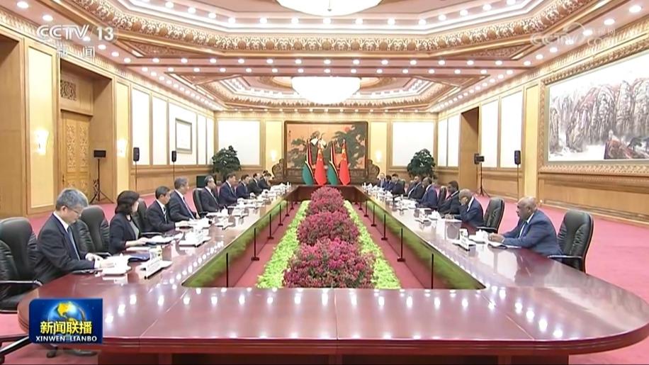 习近平会见瓦努阿图总理