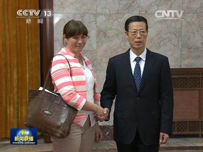 张高丽会见瑞典副首相兼气候与环境大臣