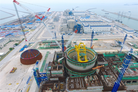 15秒延时摄影直击超级工程华龙一号 "加冕"