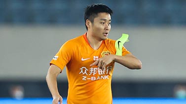 [中超]张振强扑救脱手 埃弗拉补射破门