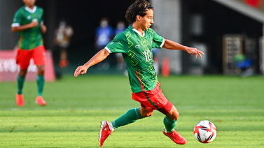 奥运新闻 久保建英立功东道主日本取得开门红