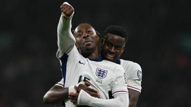 山東省齊魯足球超級(jí)聯(lián)賽決賽，泰安交警護(hù)航聊城球迷客場(chǎng)觀(guān)賽