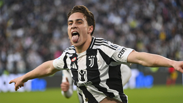 壽縣男足市十運(yùn)會(huì)小組出線(xiàn)，明日鏖戰(zhàn)安理工