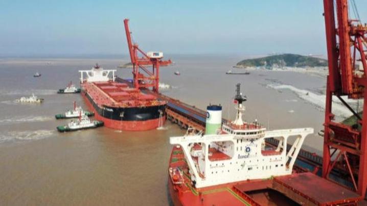 China's Ningbo-Zhoushan Port leads global cargo throughput for 17 years