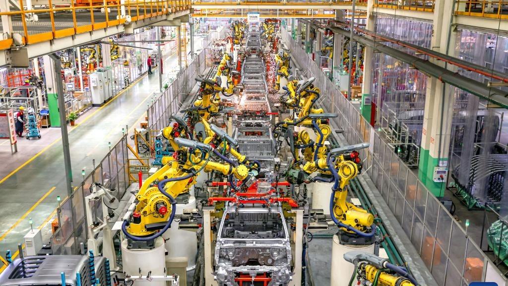 China's auto output, sales reach new highs in 2025, building global win-win ecosystem