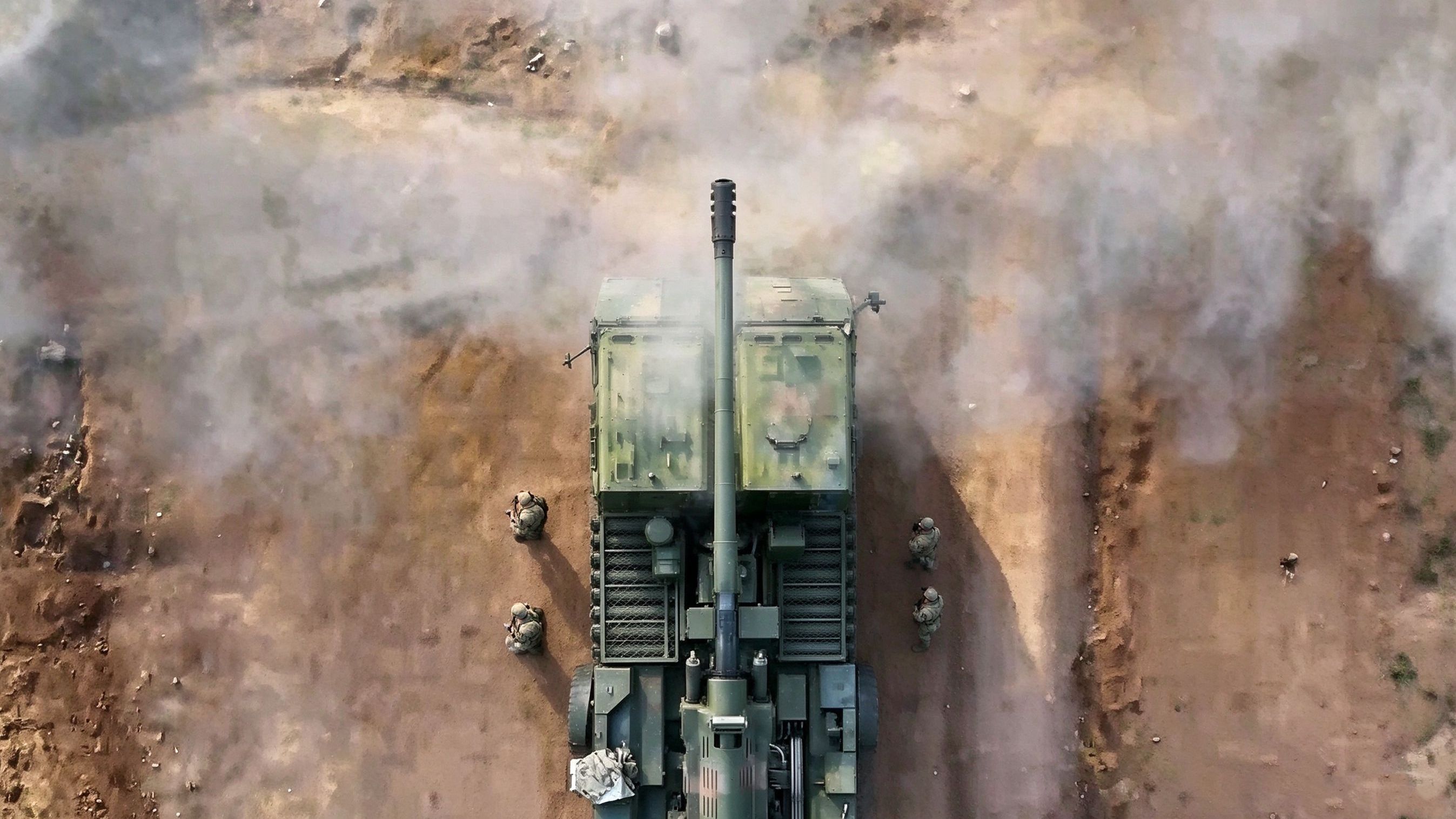 直击演训场 炮兵分队跨昼夜战术演练提升火