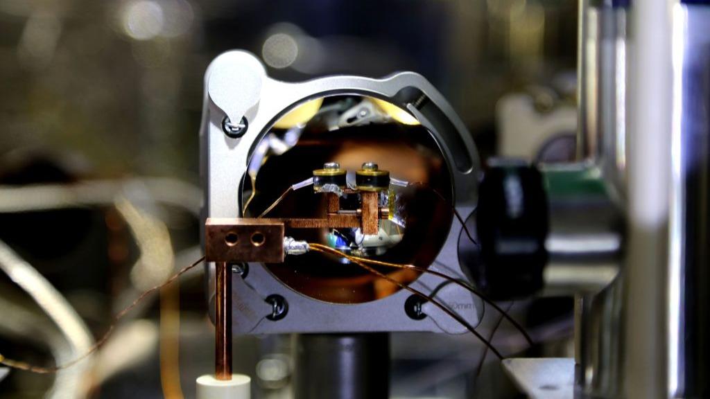 向更精准计时迈进 中国科学家成功研制核光钟