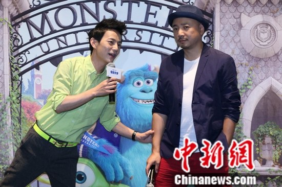 何炅为动画片配音接地气 把名门之后改为"富二代"