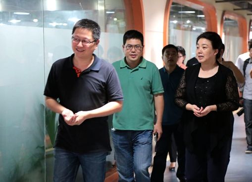 杭州市副市长范辉一行调研挖财(0/927)