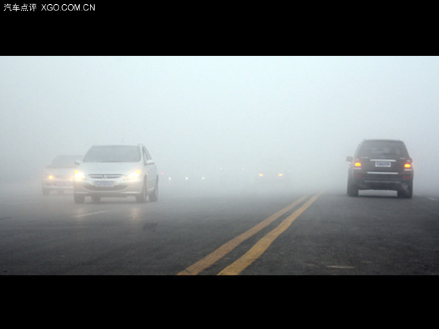 双闪灯怎么正确关闭 2014122910453763964.jpg