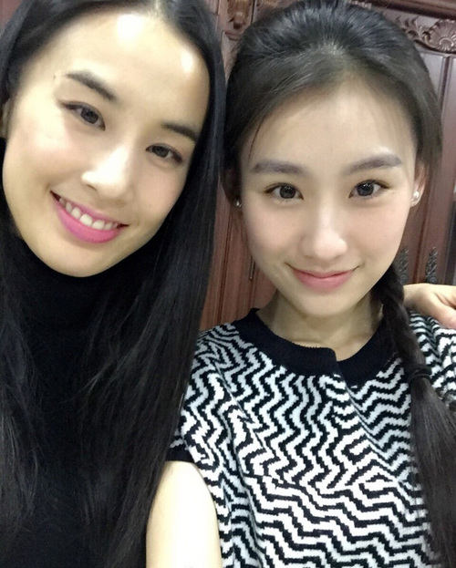 杨子签约新人神似黄圣依 网友喊绝对是真爱