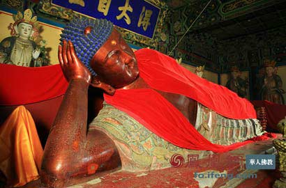 一座寺院两尊卧佛 北京卧佛寺的卧佛之谜