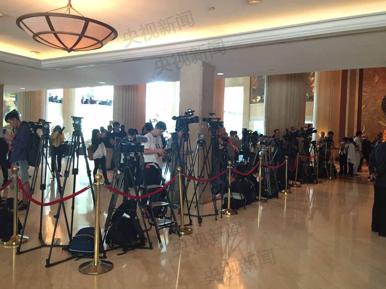 央视记者直击习马会会场最新情况