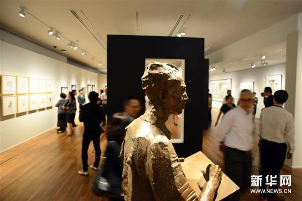 吴冠中画展在新加坡国家美术馆开展_央博_央视网(cctv.com)