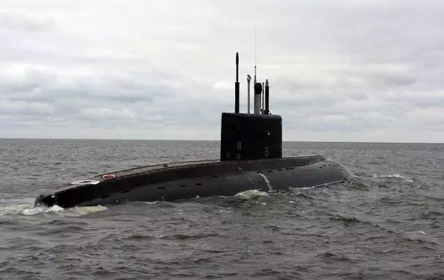 这次进入地中海的"顿河畔罗斯托夫"号潜艇,属于"基洛"级潜艇.