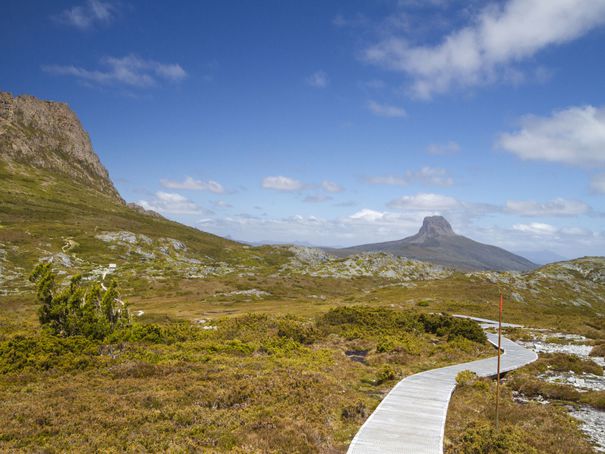 距澳洲塔斯马尼亚岛中心65公里的overland track线是全球最著名的徒步