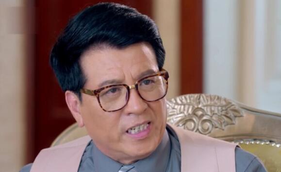 晨露说出了当年与江天浩一夜之情的秘密.