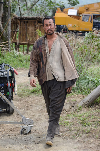 "大侠万力"张孝全深v造型