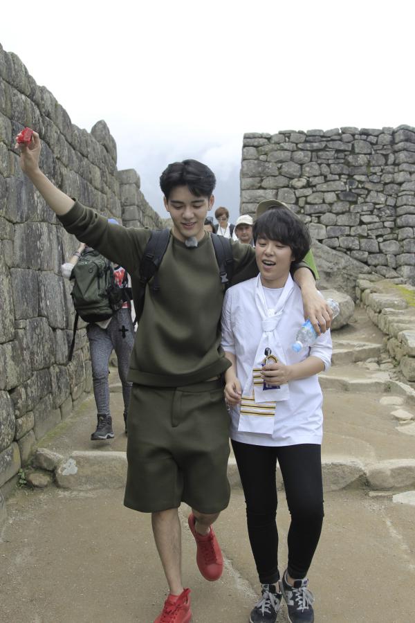 曾舜晞与姐姐 (2)