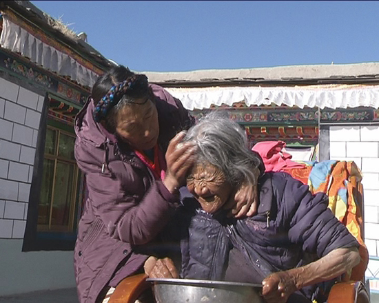 西藏次仁宗巴家庭