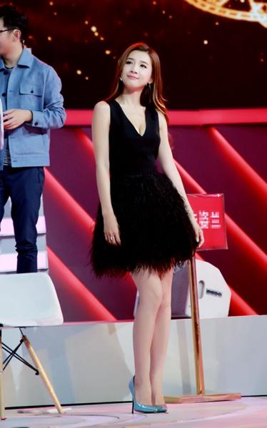 徐立双档综艺霸屏 实力展现美貌与智慧并行