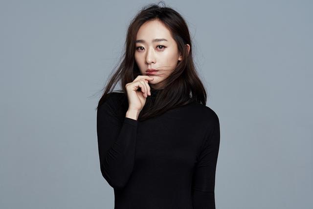 韩若曦iu唱三寸天堂ost女王点赞