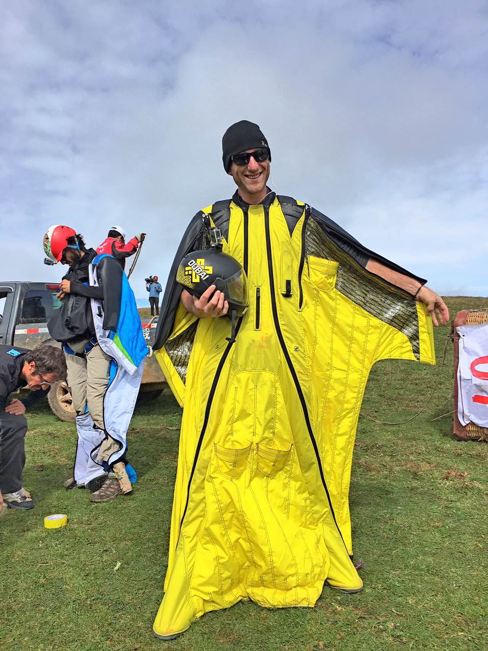 2016国际翼装飞行总决赛试飞50余名翼装侠齐聚云南