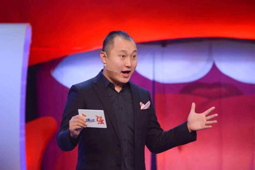 青少台  少儿资讯  2011年,黄炜和澳大利亚主持人jaimee在延安拍摄