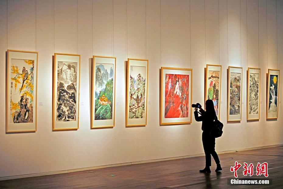 第二届全球华人书画展天津启幕_央博_央视网(cctv.com)