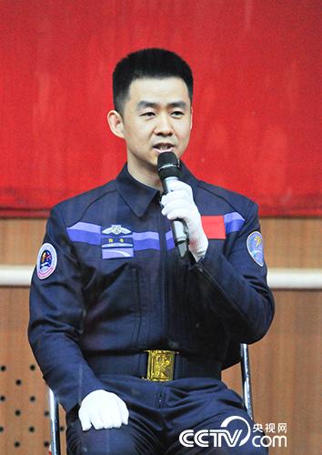 航天员陈冬:将择机开展香港中学生三项科学实验