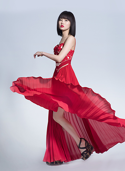 《痒》原唱黄龄直播上瘾!难不成"转音歌姬"准备入驻酷狗繁星