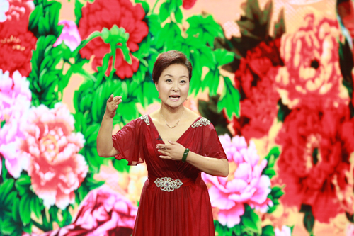 王宝宁表演《三娘教子》选段,秦腔世家呼吁关注传统文化