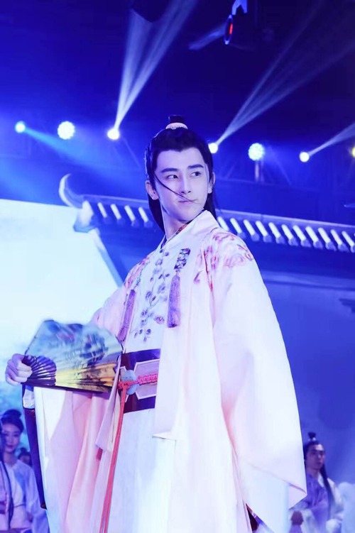 林枫松饰演马文才