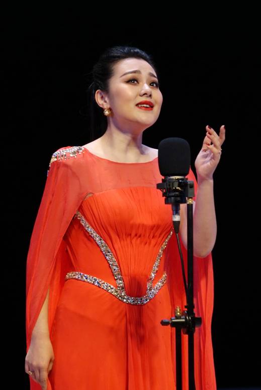 徐晶晶独唱音乐会绽放江西财经大学