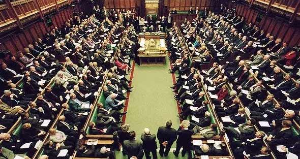 资料图:英国下议院会场