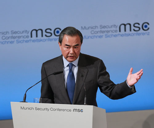 外交部长王毅继续坚持多边主义