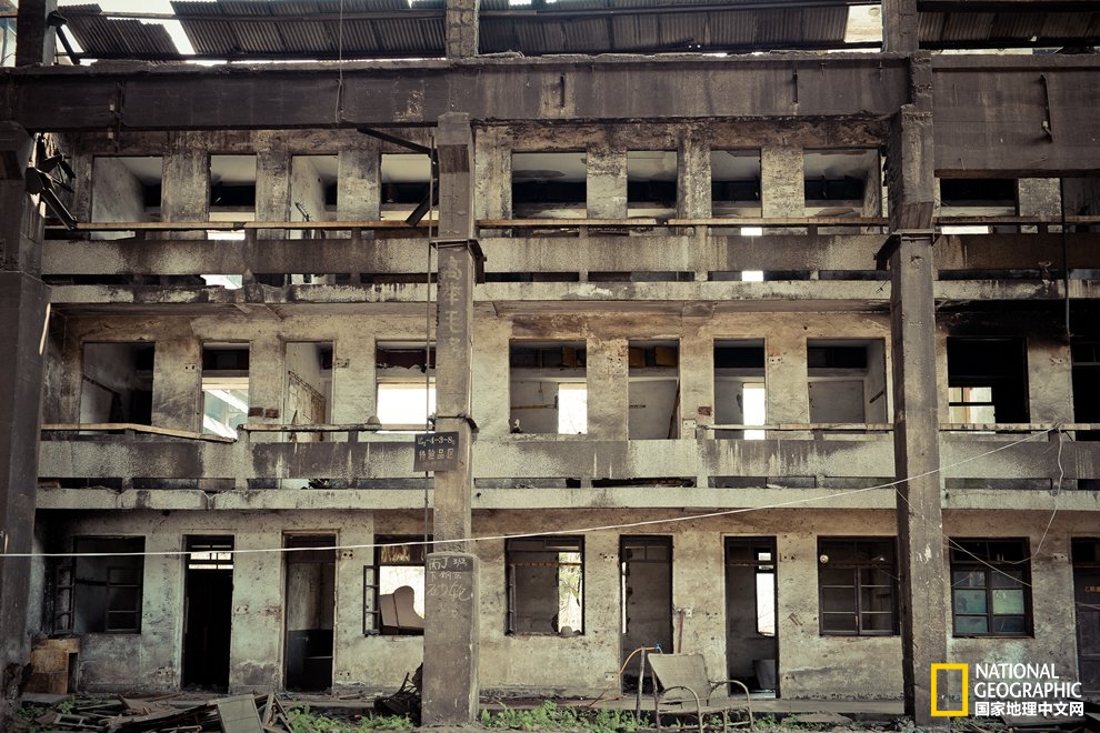 走遍了重庆的老工厂,才知道那里曾装满了另一种重庆!_旅游_央视网(cct