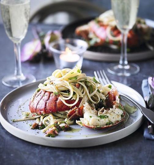 最后,关于龙虾的餐酒搭配,细腻绵长,适当过桶的霞多丽常常是最佳