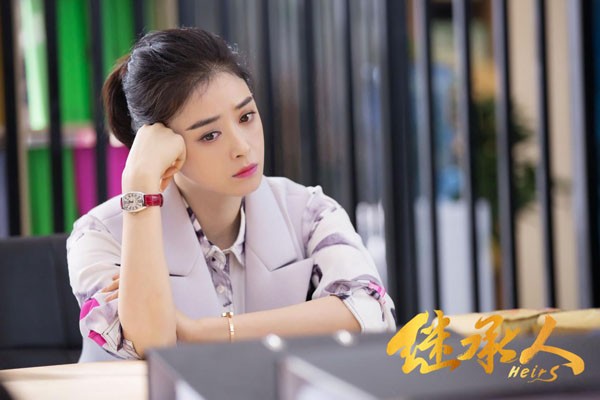 蒋欣还大方分享自己本来就喜欢看《波士顿法律》《傲骨贤妻》《律师